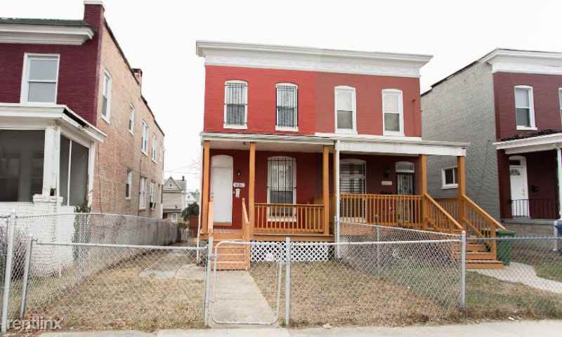 627 Dumbarton Ave - Photo 2 of 38