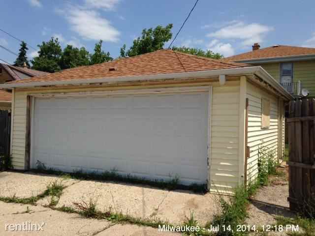 7853 W Beckett Ave - Photo 3 of 6