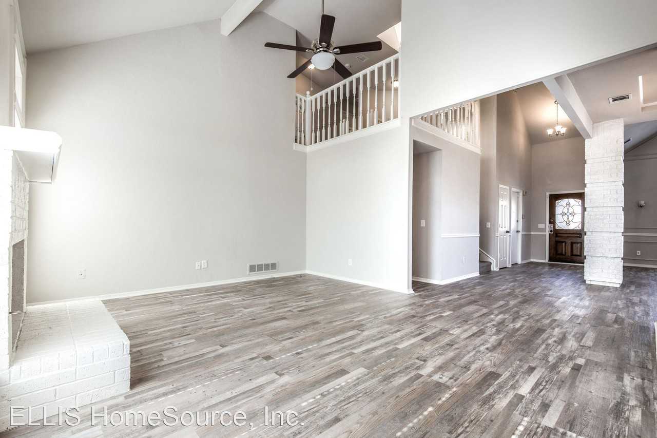 2325 Claremont Ct - Photo 2 of 12