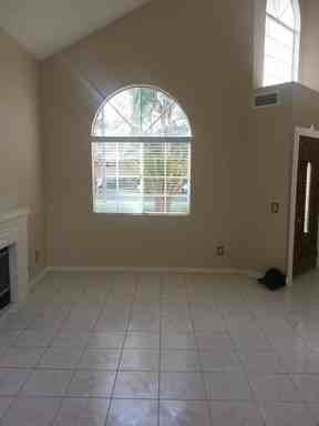 2637 Annapolis Cir - Photo 2 of 27