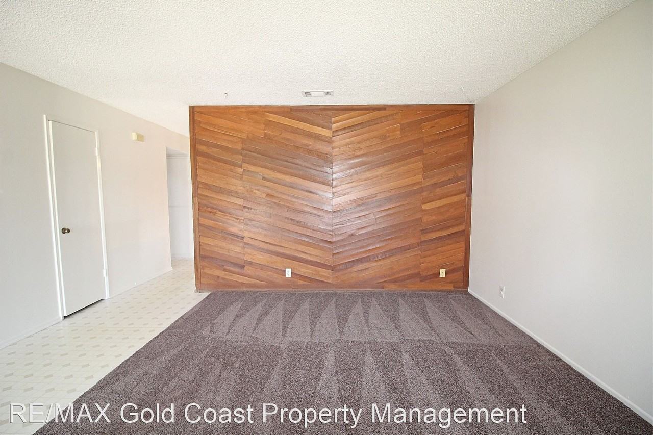 3400 Schooner Walk - Photo 2 of 17