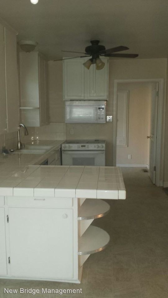 642 W Olive Ave - Photo 3 of 6