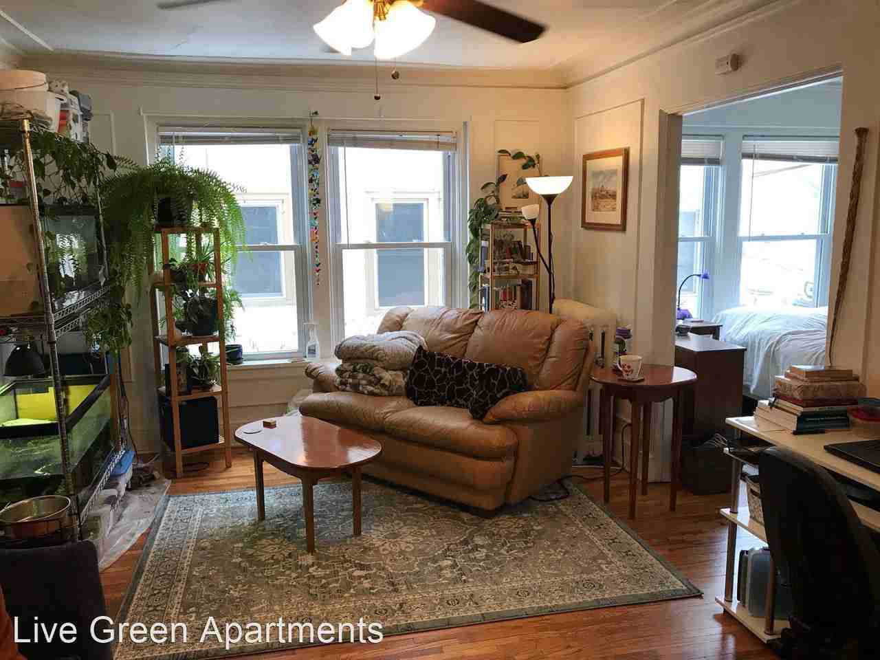 2124 Como Ave - Photo 2 of 24