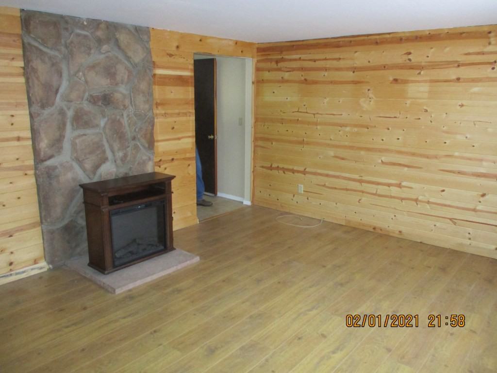 4420 W Rogers Dr - Photo 2 of 11