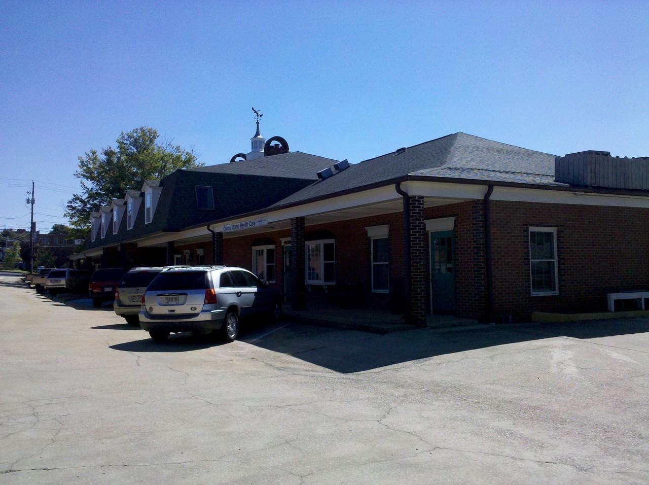 300 W Broome St - Photo 5 of 29