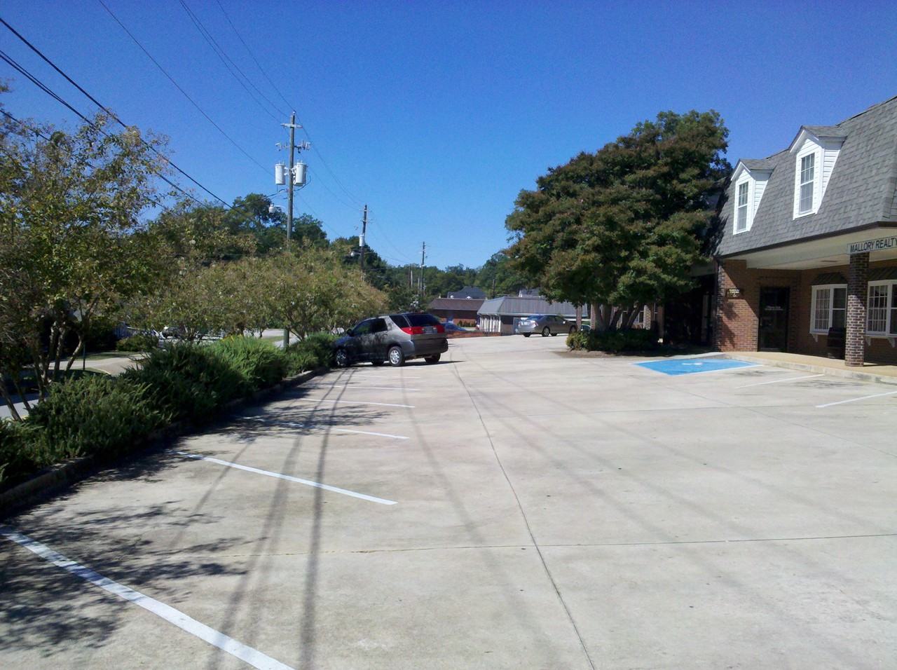 300 W Broome St - Photo 6 of 29