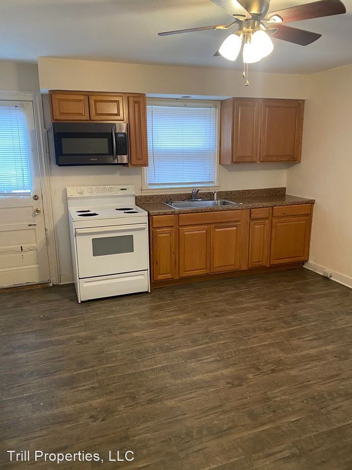 1305 willard - Photo 2 of 7