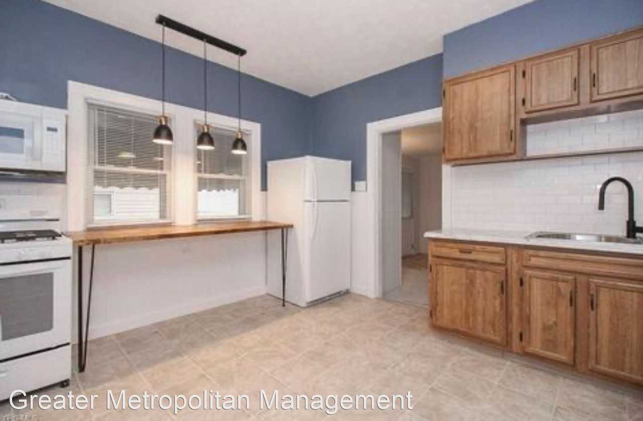 7311 Deveny Ave - Photo 3 of 21