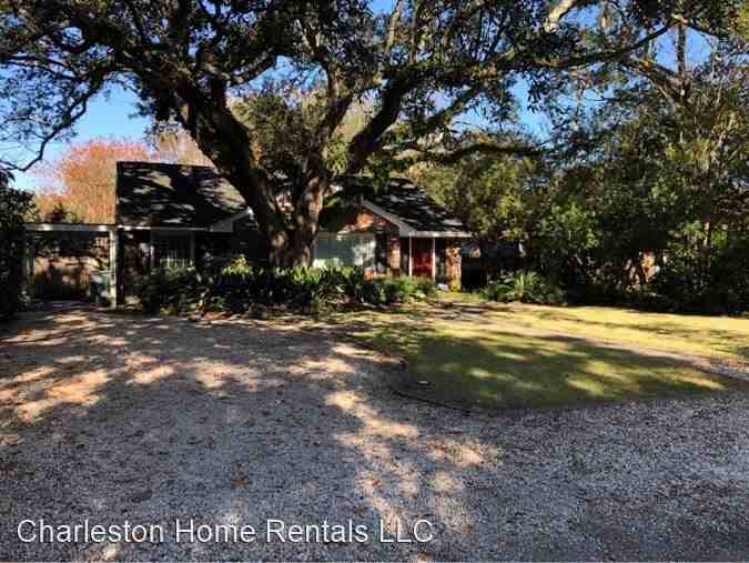 530 Elizabeth Ln W - Photo 2 of 14