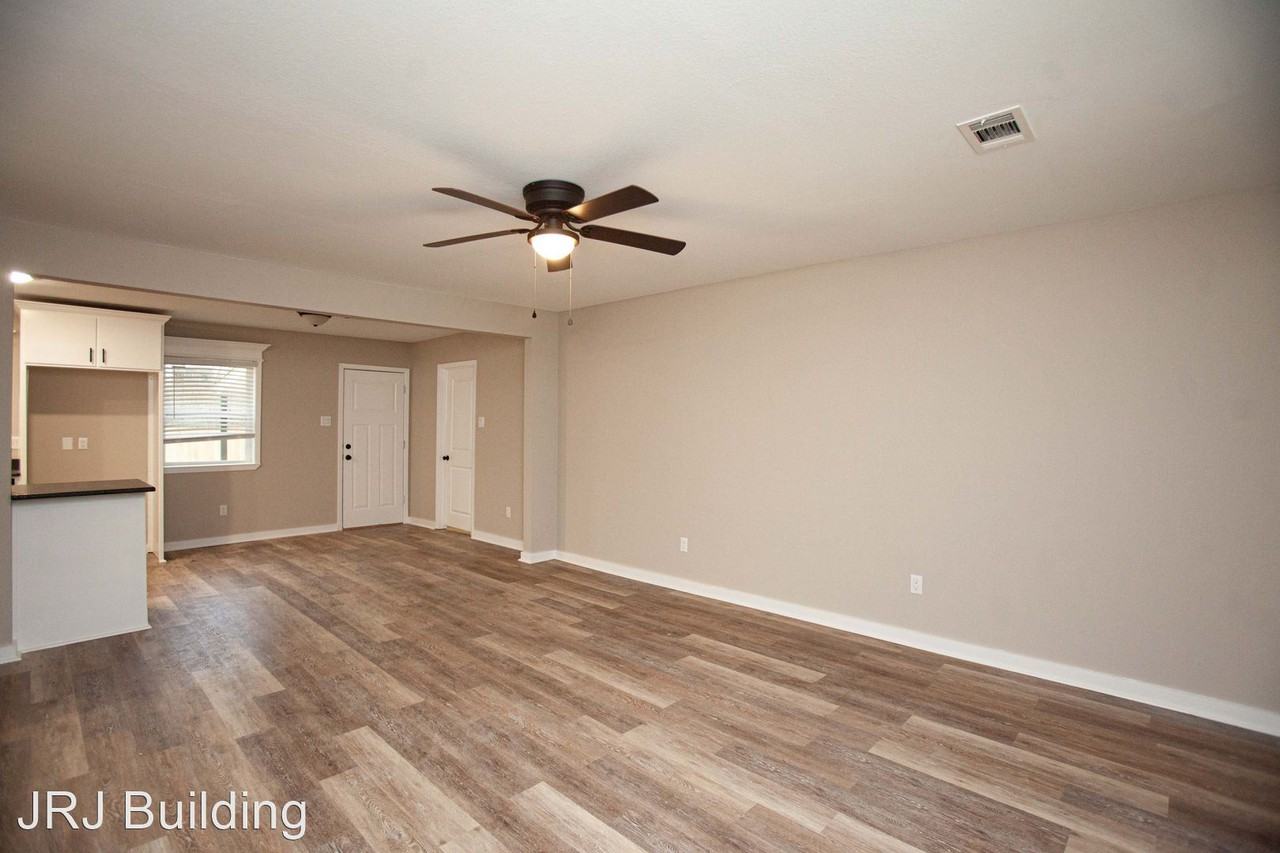 54 Pheasant Run Dr - Photo 2 of 11