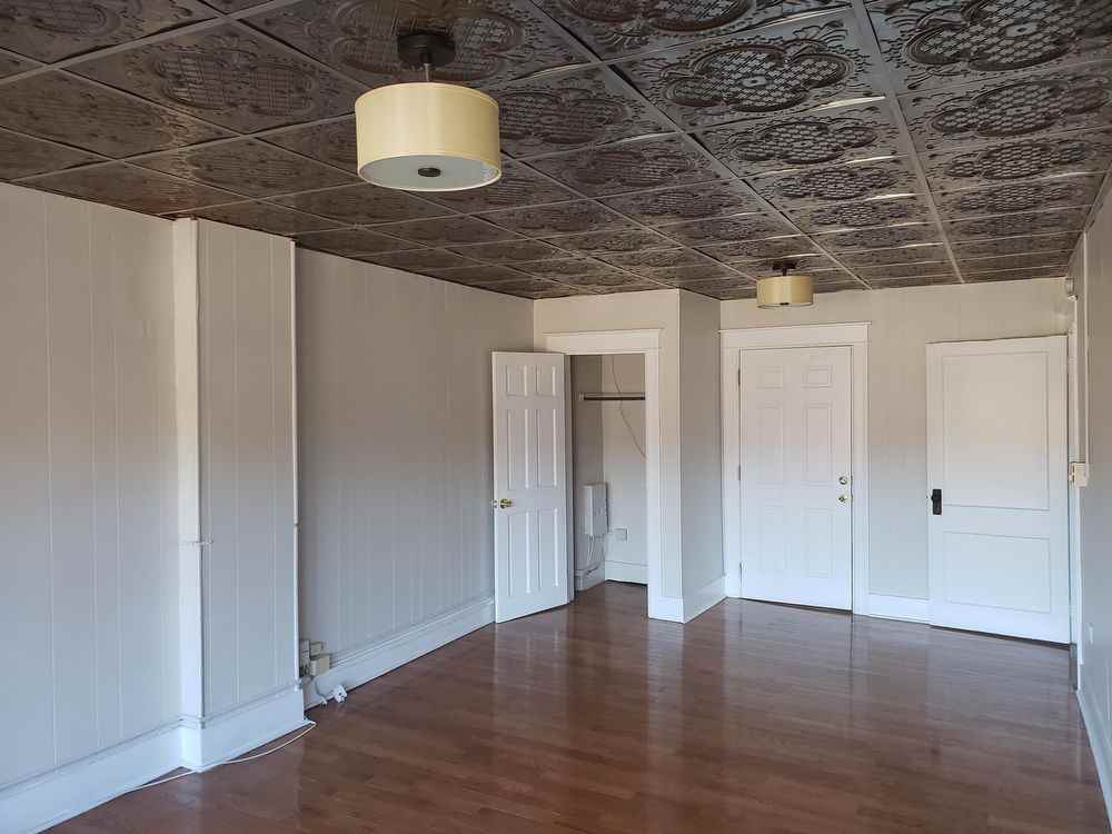 2 Raymond Ave - Photo 3 of 14