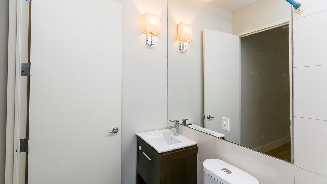 828 Saint Johns Place