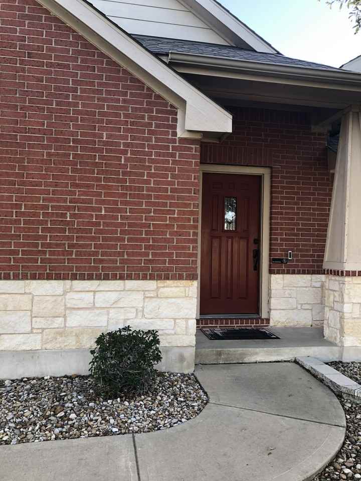 301 Timothy John Dr - Photo 2 of 16