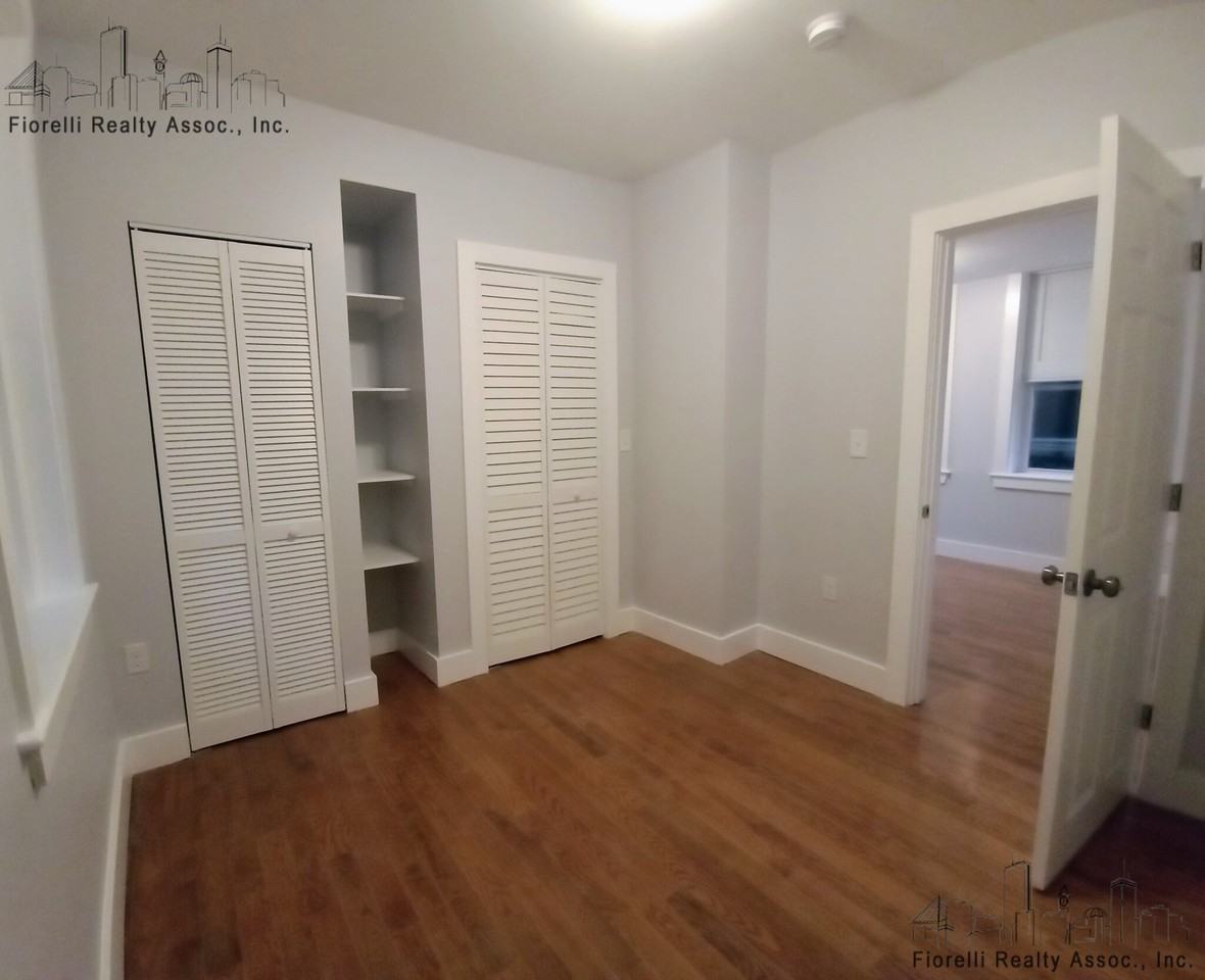 330 North Street #15