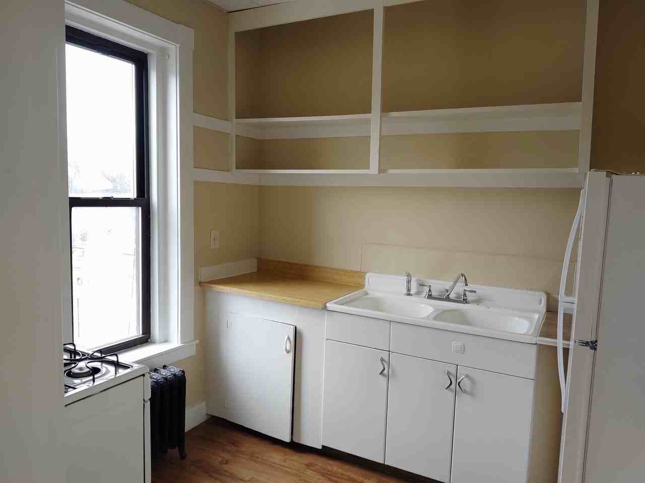94 Park Avenue #7 - Photo 5 of 13