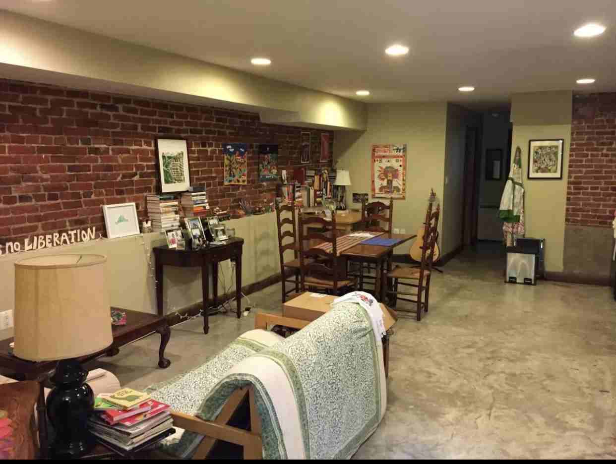 1834 Ingleside Ter Nw #2 - Photo 2 of 13