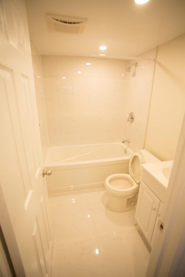 56 Gilroy Dr #2 - Photo 2 of 7