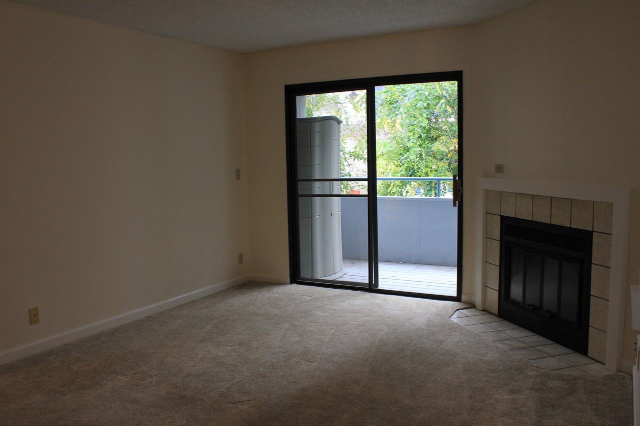 4574 Waterville Dr - Photo 2 of 8