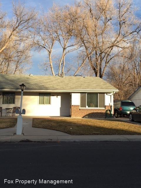 824 Meeker St