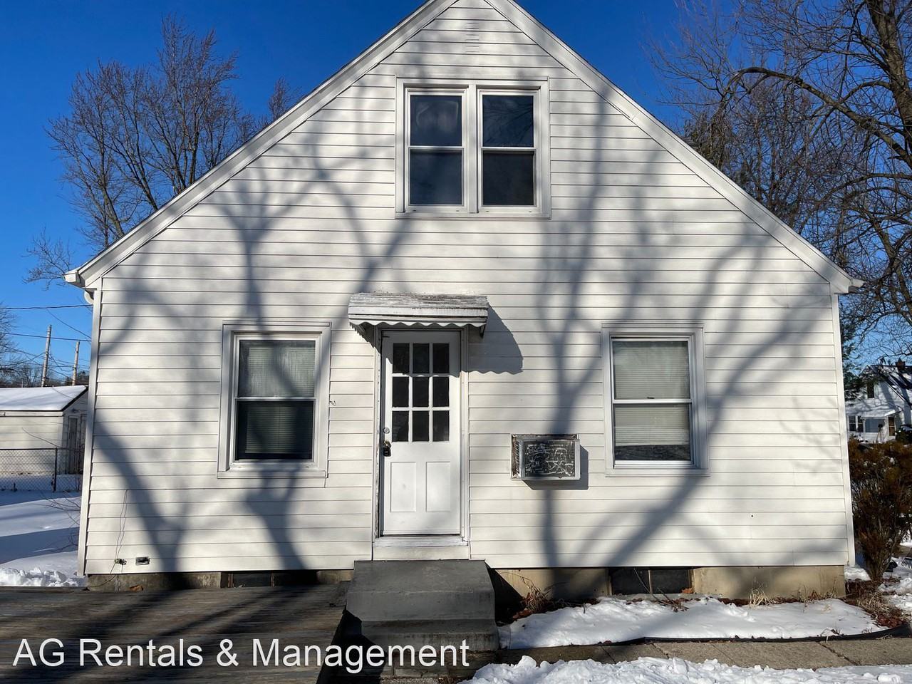 2101 N Highlands Blvd - Photo 2 of 16