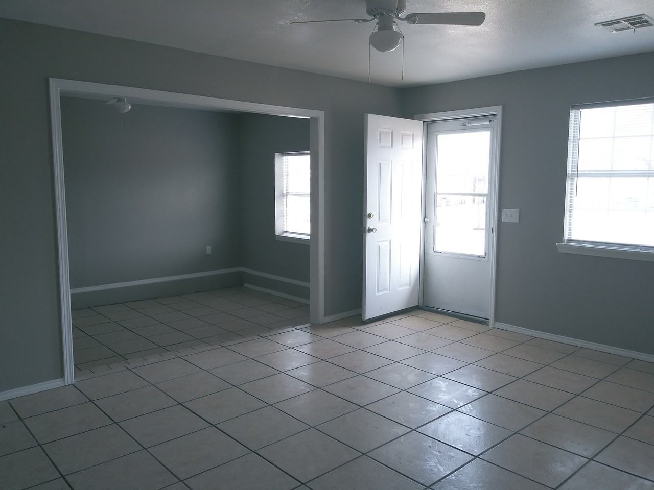 1225 Mcdonald Dr - Photo 2 of 12