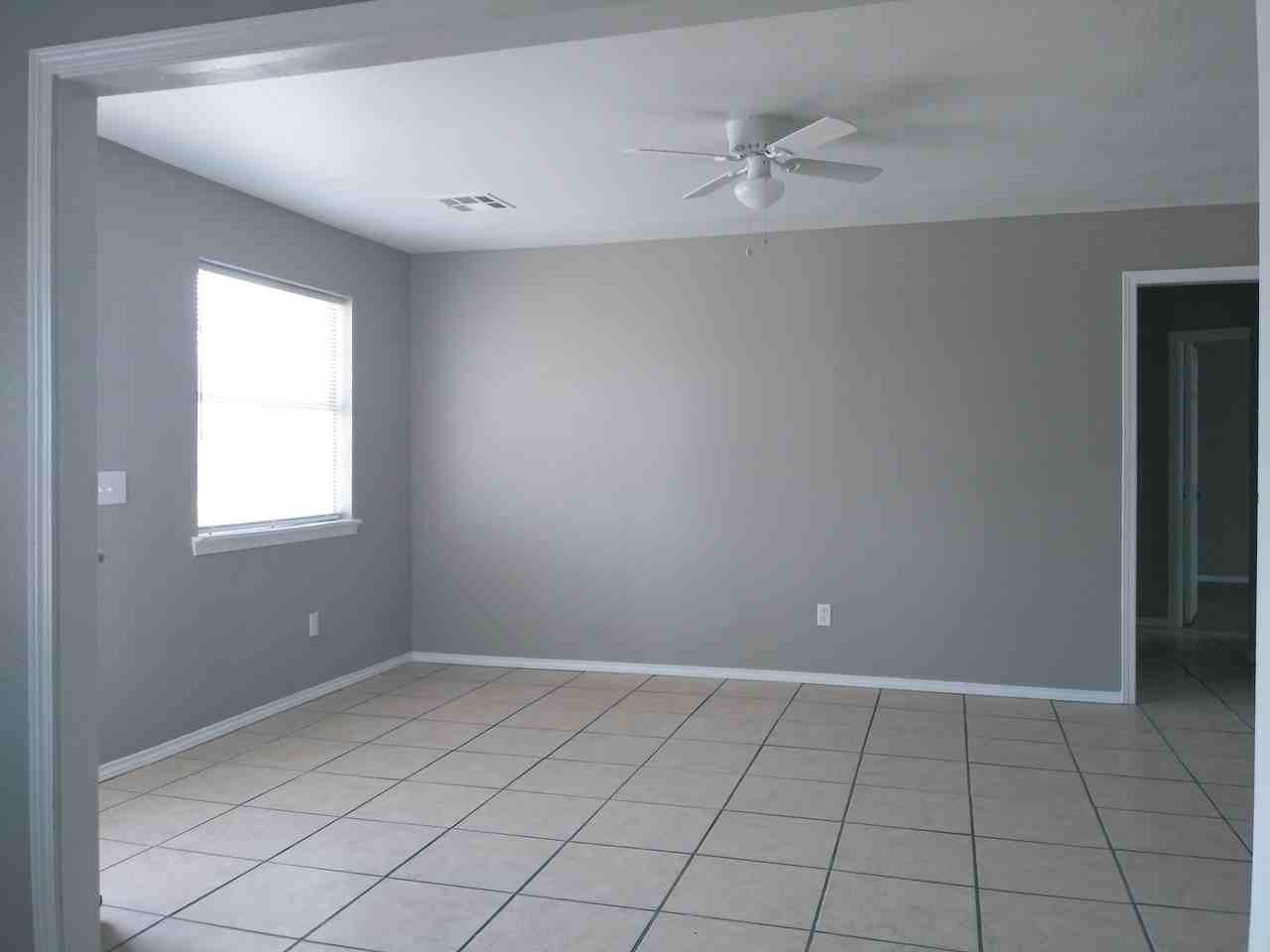 1225 Mcdonald Dr - Photo 3 of 12