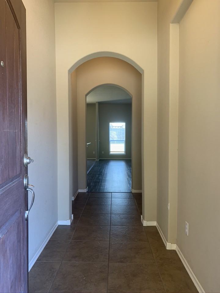 10105 N 140th East Ave - Photo 3 of 24