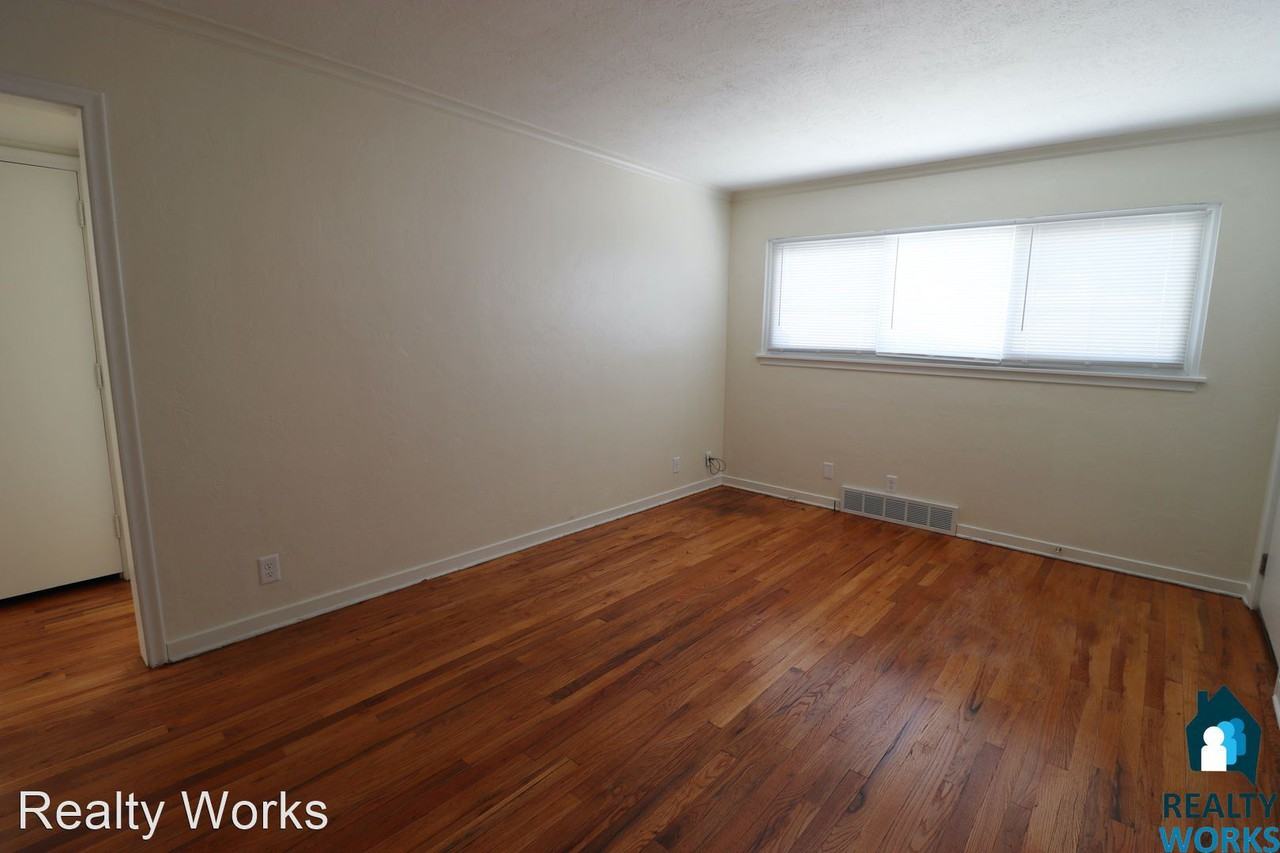 6641 Colby St #6643 - Photo 3 of 11