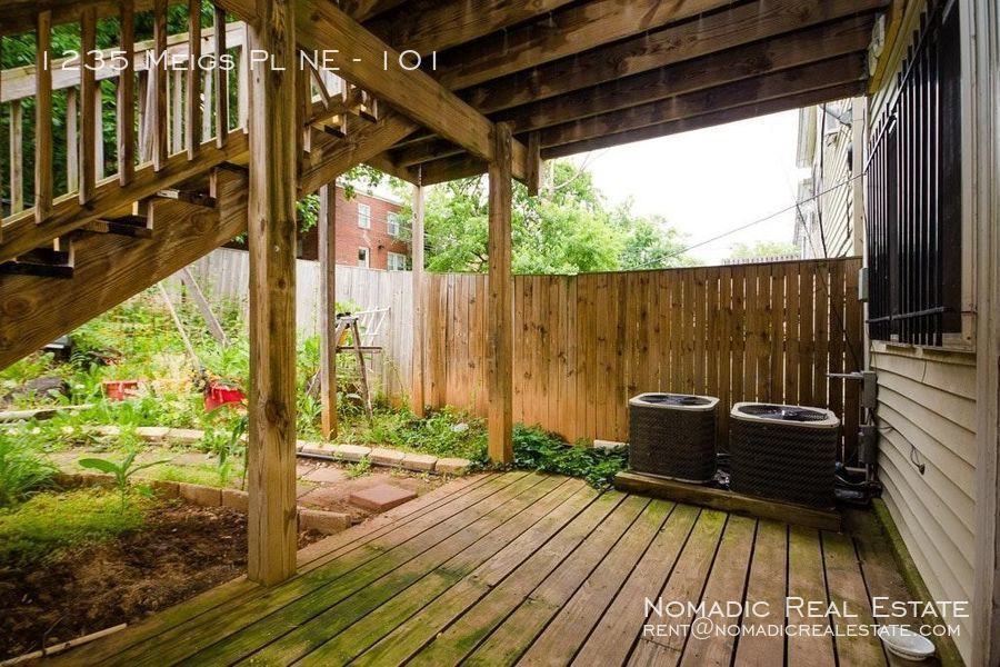 1235 Meigs Pl NE - Photo 3 of 7
