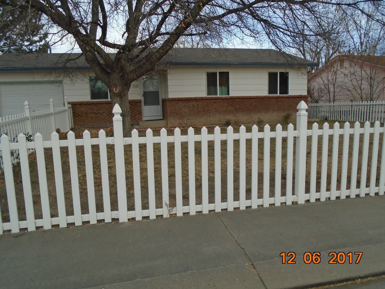 227 Turner Dr - Photo 2 of 18