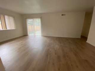 488 Westlake Dr - Photo 2 of 13