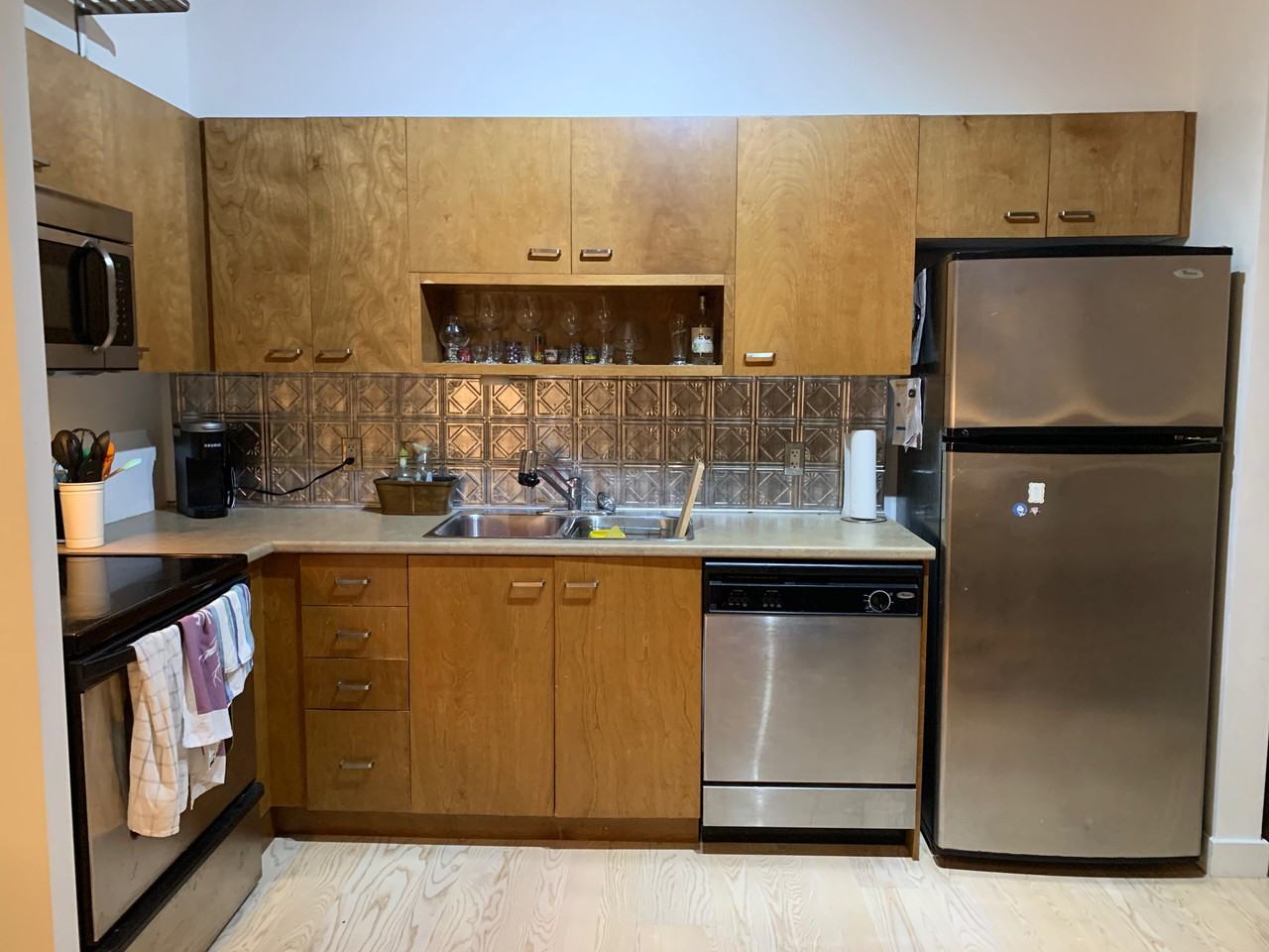 179 Street, Ottawa, ON K1N 1J8 1 Bedroom Condo for 1,800/month