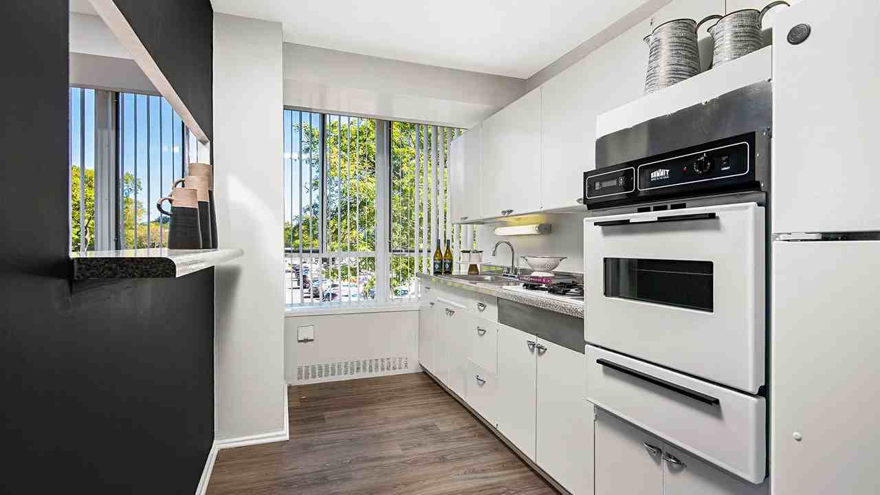 Lake Meadows Apartments 3233 S King Dr, Chicago, IL 60616 Zumper