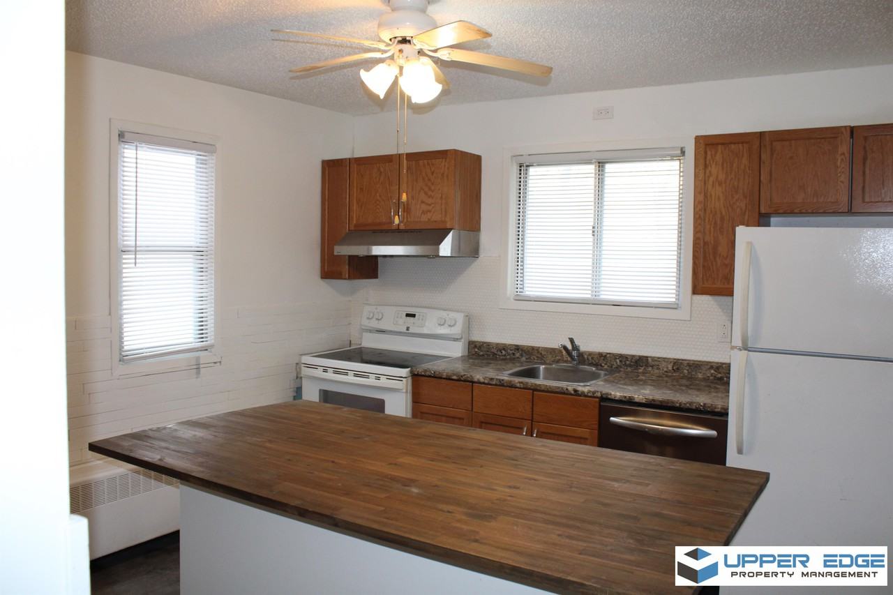 194 Mcadam Ave - Photo 3 of 12