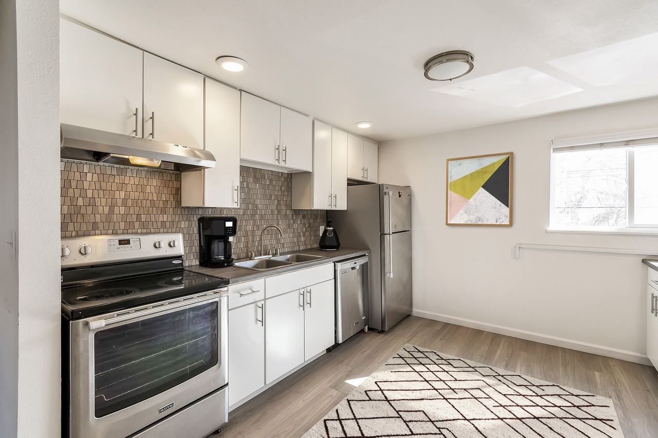 The Lime Apartments - Photo 2 of 26