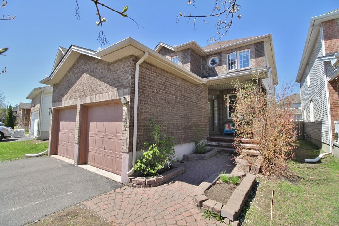 307 Goldridge Drive Apartments 307 Goldridge Dr, Ottawa, ON K2T 1G8