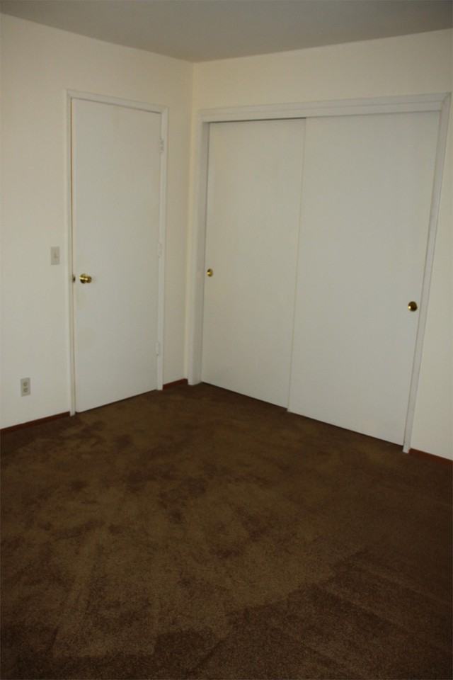 610 W 1st Ave #B - Photo 3 of 9