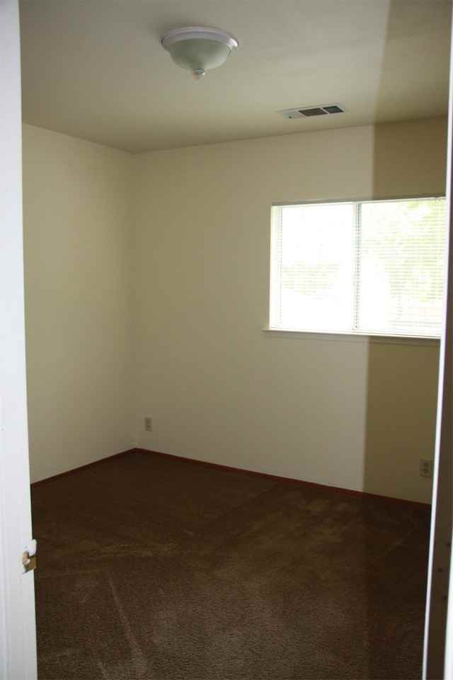 610 W 1st Ave #B - Photo 5 of 9