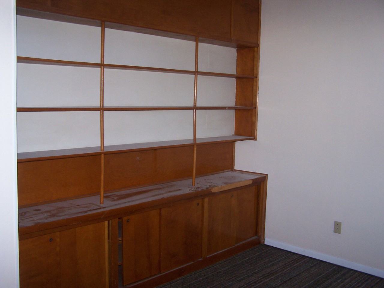 2135 Avenue J #1 - Photo 4 of 10