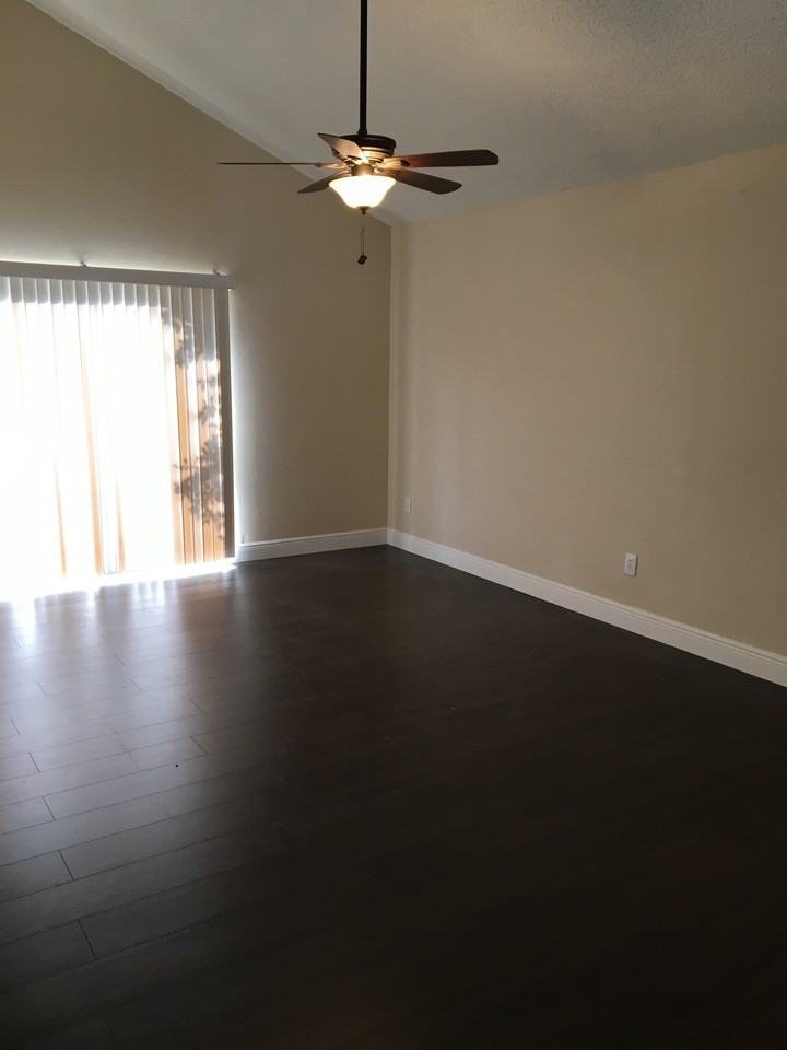 17464 Dumont Dr #1 - Photo 6 of 11