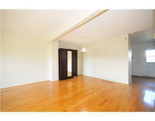 3428 Southgate Road - Photo 3 of 15