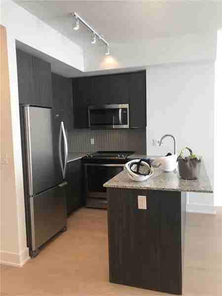 20 Shore Breeze Drive #3309