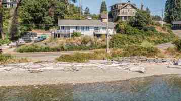 featured image of 24103 Vashon Hwy Sw #1