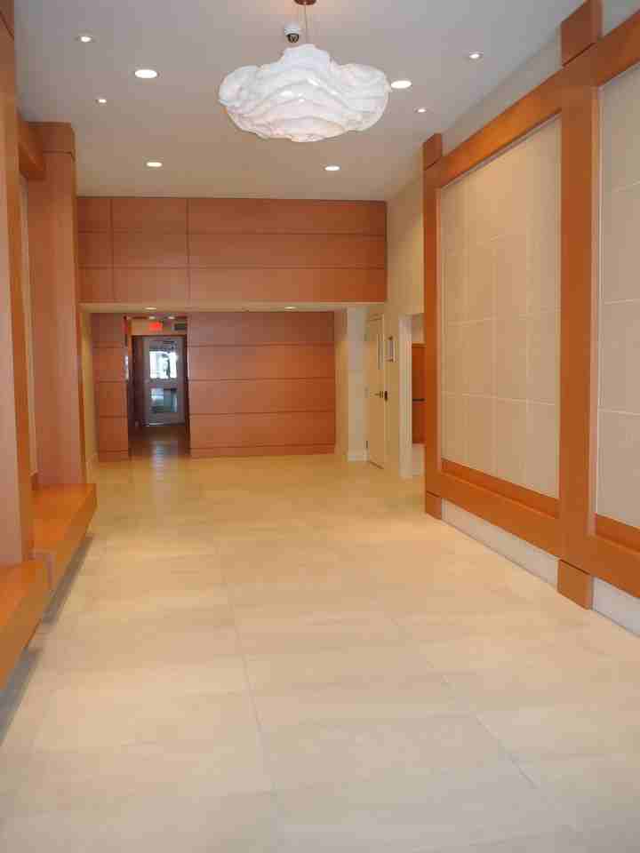 668 Columbia Street - Photo 3 of 9