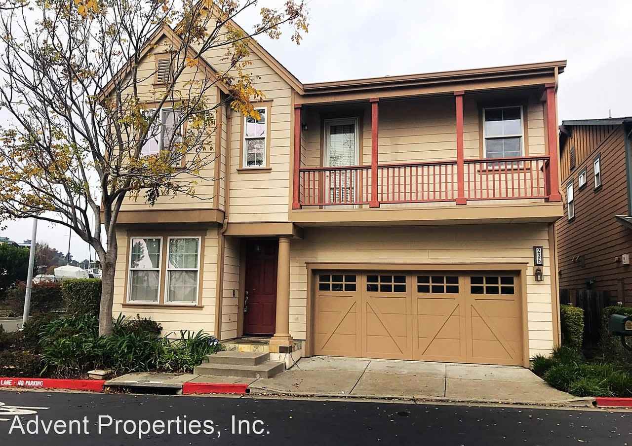 235 Paradise Bay Ct - Photo 2 of 37