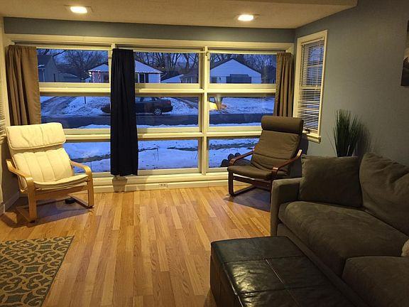 1429 Idaho Ave S - Photo 4 of 13