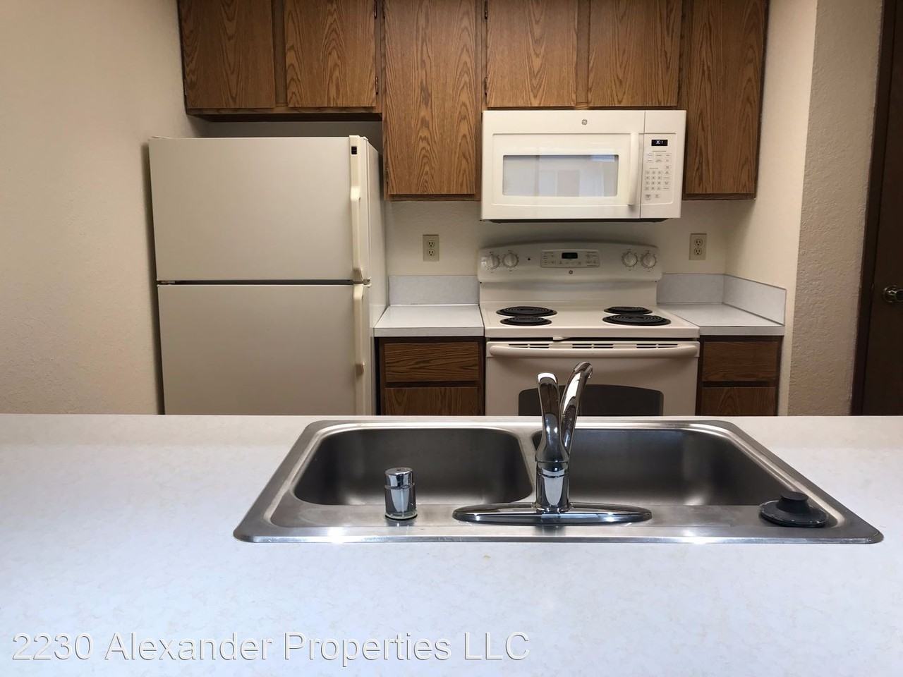 2230 North 106th St - Photo 3 of 5