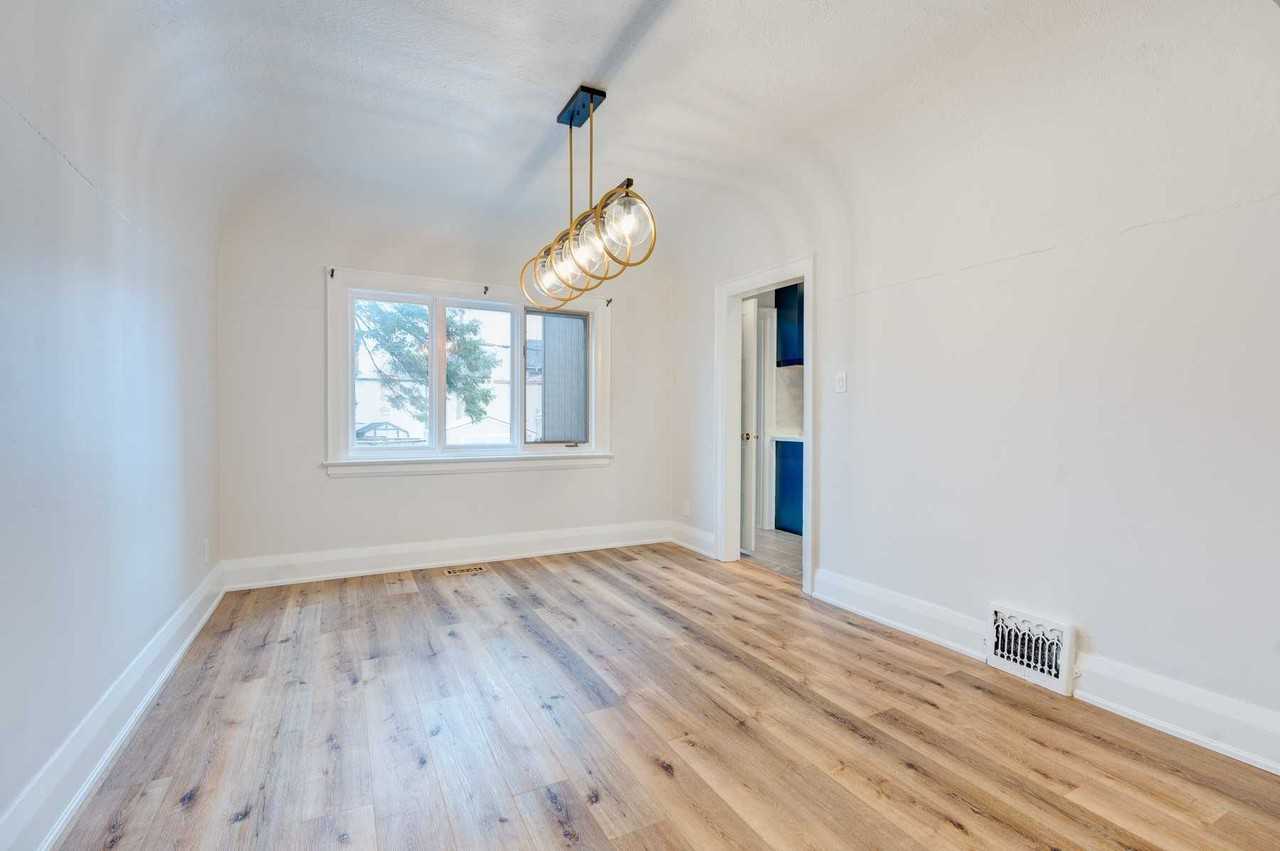 68 Ostend Avenue - Photo 3 of 10