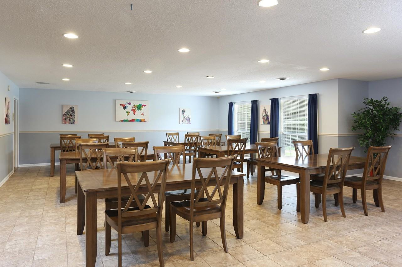 Fountain Springs Homes 1410 S 9th St, Kalamazoo, MI 49009 Zumper