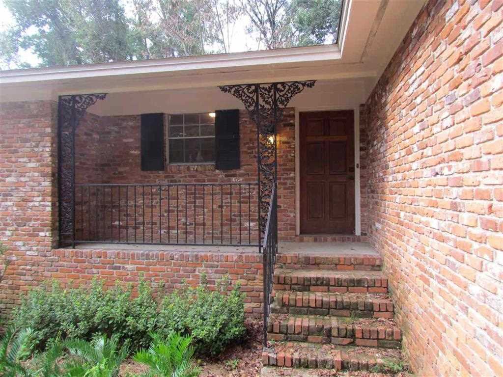 318 Talwood Dr #1 - Photo 2 of 14